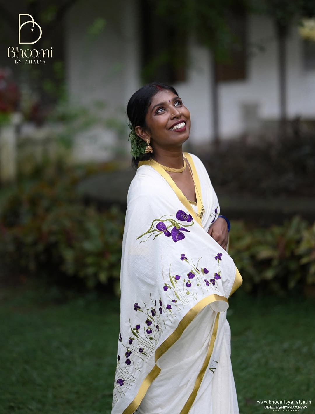 ഈ ഓണത്തിന് ഭൂമിക്ക് പറയാനുള്ളത് കാക്കപ്പൂക്കളുടെ കഥയാണ്.